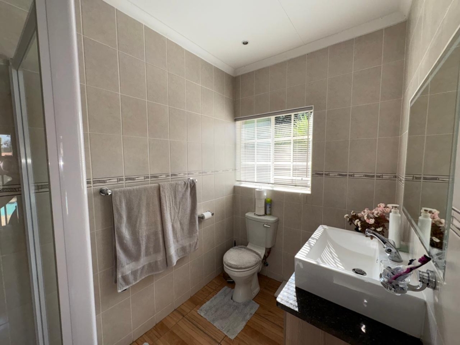 3 Bedroom Property for Sale in Waterkloof East North West